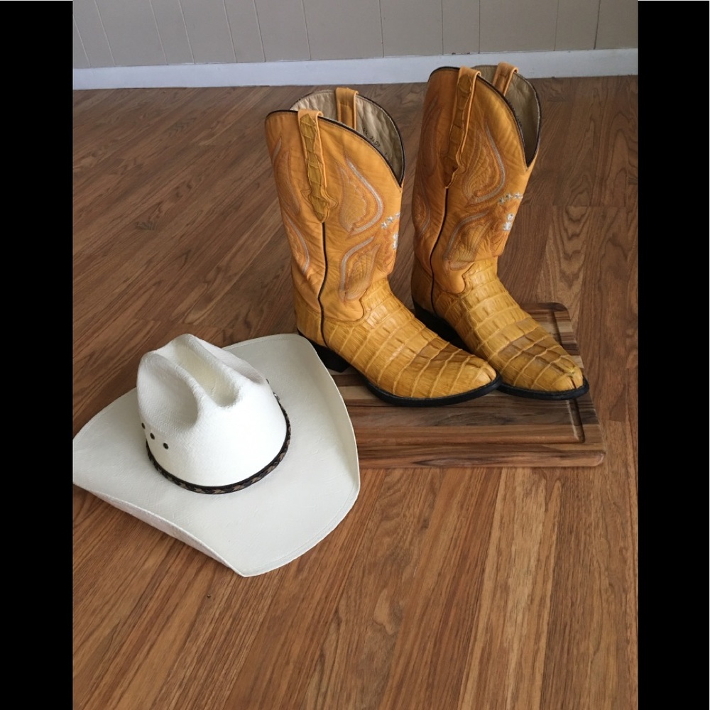 Authentic El General Alligator boots from Mexico